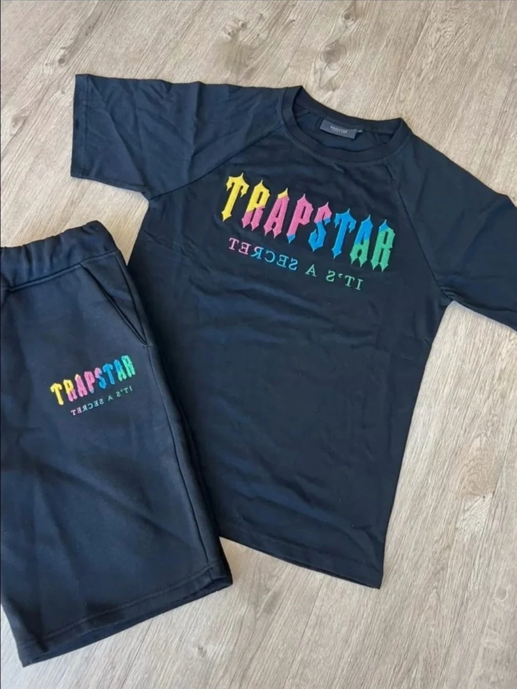 Youngsters Like To Wear Trapstar T - Shirt